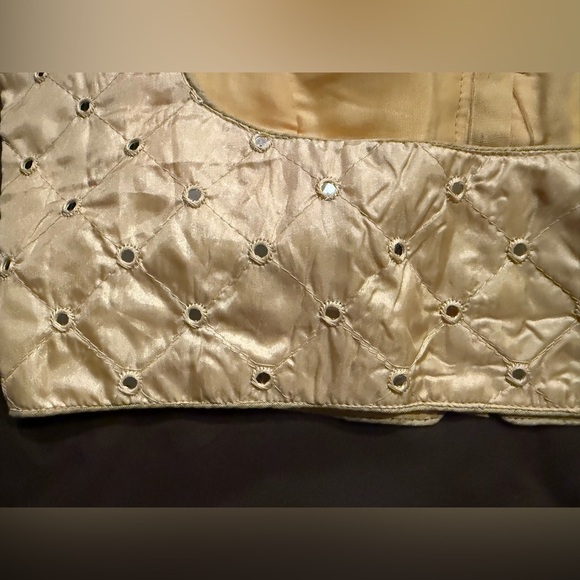 Cream gold mirror work Indian blouse/crop top for lehnga or saree - Picture 4 of 6